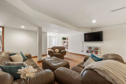 Tiny photo for 193 S Pleasant Road, Lake Zurich, IL 60047 (MLS # 12581849)