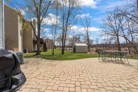 Tiny photo for 193 S Pleasant Road, Lake Zurich, IL 60047 (MLS # 12581849)