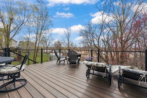 Tiny photo for 193 S Pleasant Road, Lake Zurich, IL 60047 (MLS # 12581849)