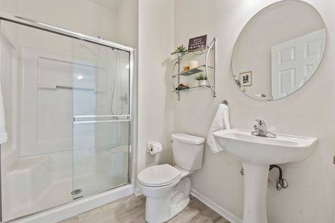 Tiny photo for 193 S Pleasant Road, Lake Zurich, IL 60047 (MLS # 12581849)