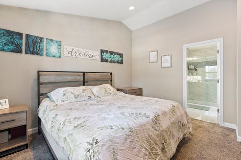 Tiny photo for 1031 Timberwood Lane, Algonquin, IL 60102 (MLS # 12552188)