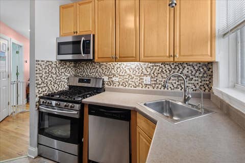 Tiny photo for 4916 N Kedzie Avenue #2W, Chicago, IL 60625 (MLS # 12721286)