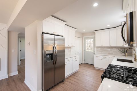 Tiny photo for 11334 S Nashville Avenue, Worth, IL 60482 (MLS # 12343921)