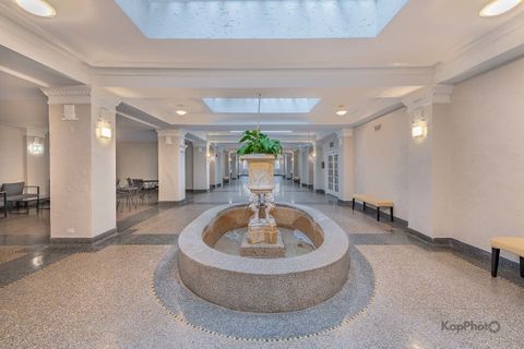 Tiny photo for 4240 N Clarendon Avenue #200S, Chicago, IL 60613 (MLS # 12487275)