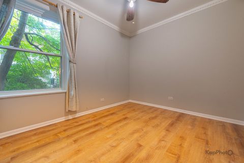 Tiny photo for 4240 N Clarendon Avenue #200S, Chicago, IL 60613 (MLS # 12487275)