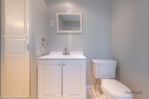 Tiny photo for 4240 N Clarendon Avenue #200S, Chicago, IL 60613 (MLS # 12487275)
