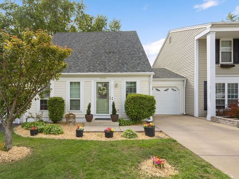 Property photo of 3s142 Birchwood Drive, Warrenville, IL 60555