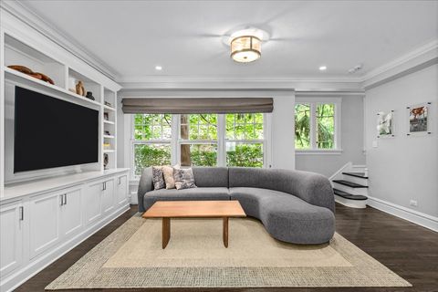 Tiny photo for 330 Abbotsford Road, Kenilworth, IL 60043 (MLS # 12417923)