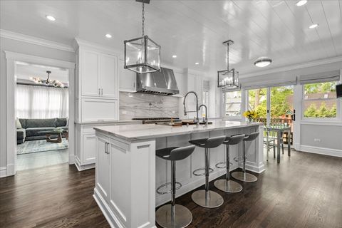 Tiny photo for 330 Abbotsford Road, Kenilworth, IL 60043 (MLS # 12417923)