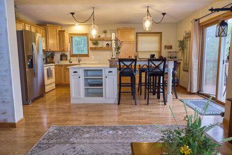 Tiny photo for 21 Magnolia Court, Putnam, IL 61560 (MLS # 12495918)