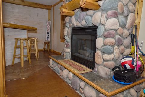 Tiny photo for 21 Magnolia Court, Putnam, IL 61560 (MLS # 12495918)