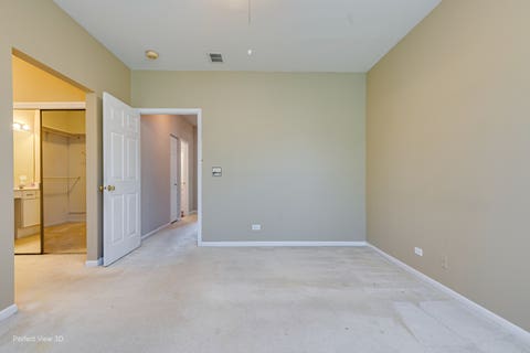 Tiny photo for 404 Cascade Lane #404, Oswego, IL 60543 (MLS # 12690379)