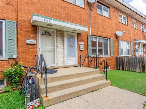 2526 Rose Street Franklin Park IL 60131