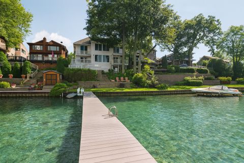 Tiny photo for 19330 W Lake View Avenue, Mundelein, IL 60060 (MLS # 12484586)