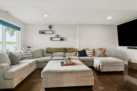 Tiny photo for 19330 W Lake View Avenue, Mundelein, IL 60060 (MLS # 12484586)