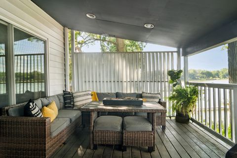 Tiny photo for 19330 W Lake View Avenue, Mundelein, IL 60060 (MLS # 12484586)