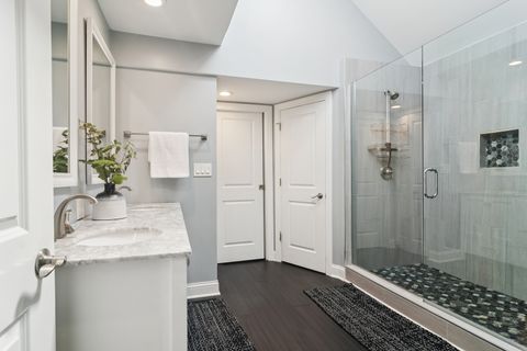 Tiny photo for 19330 W Lake View Avenue, Mundelein, IL 60060 (MLS # 12484586)