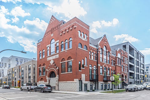 Photo of 505 W Elm Street #3, Chicago, IL 60610 (MLS # 12756149)