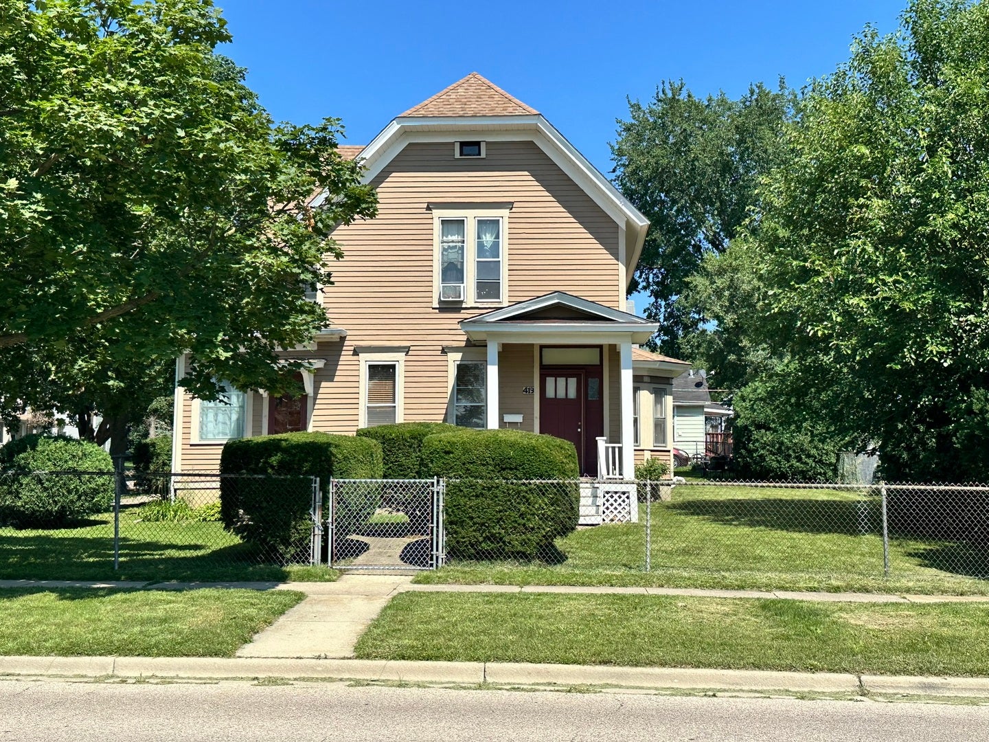419-421 N Spring Street