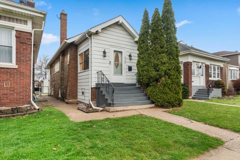 Tiny photo for 3342 Lombard Avenue, Berwyn, IL 60402 (MLS # 12609246)