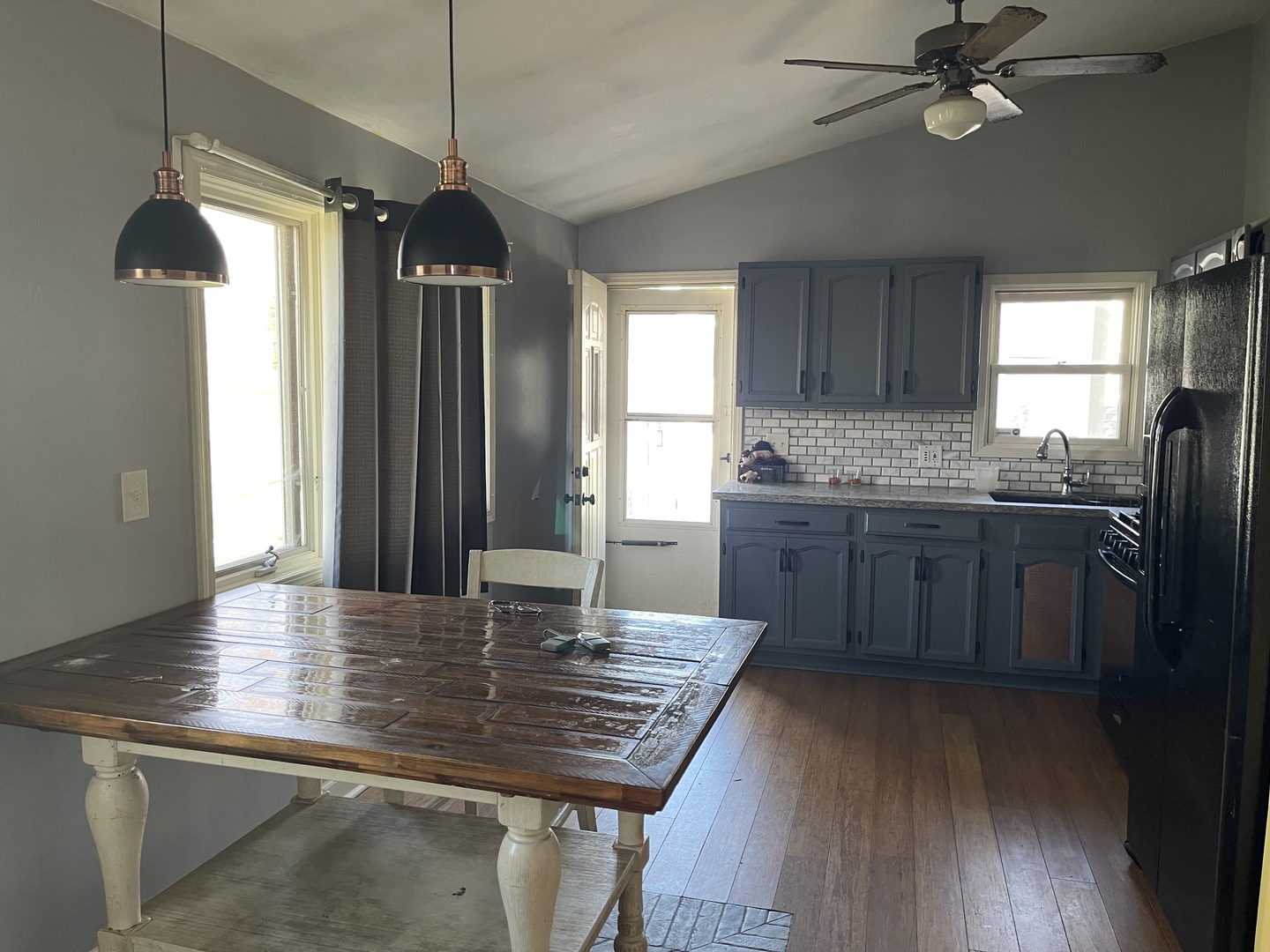2813 Forest Glen Parkway