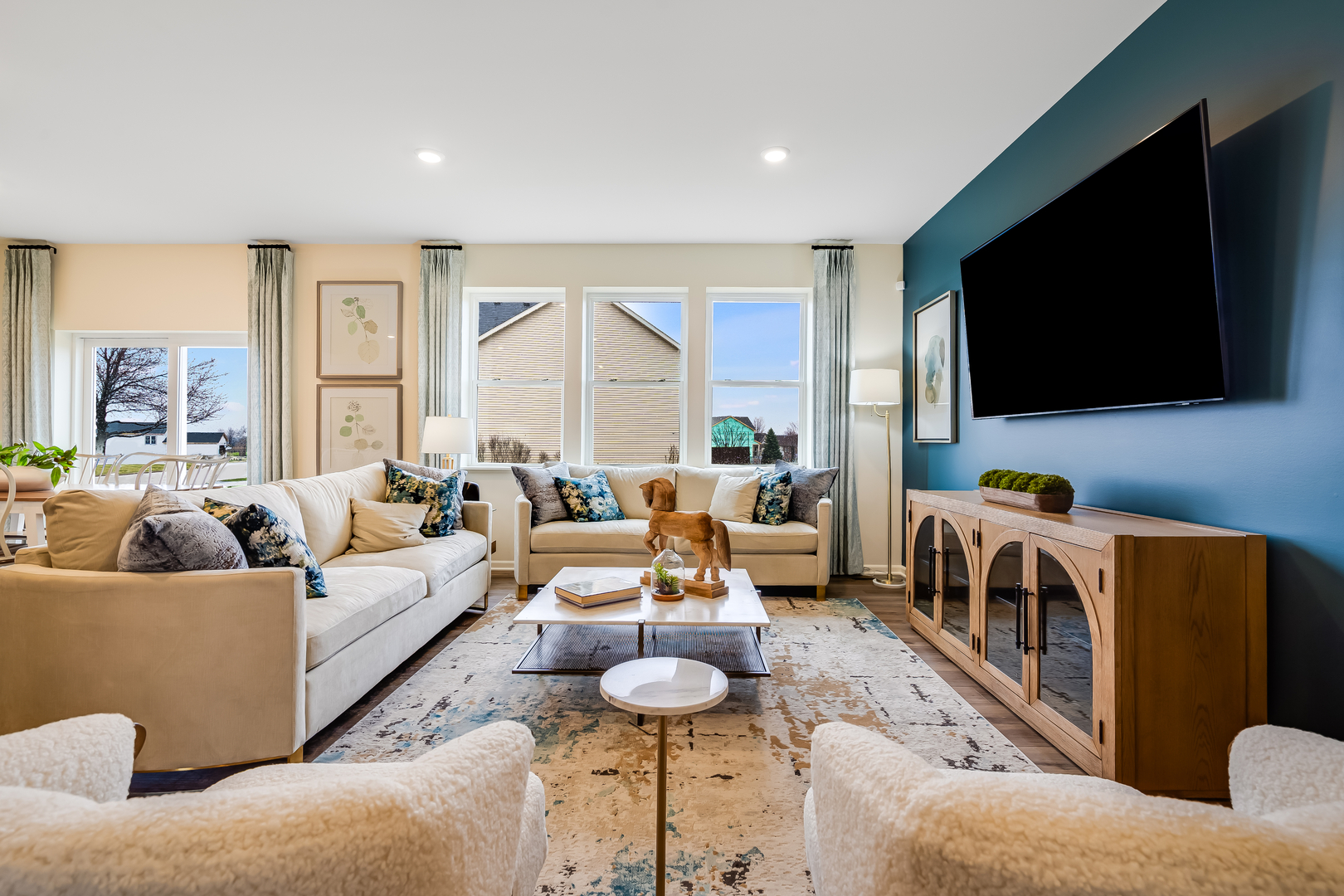 4003 Meadowridge Drive