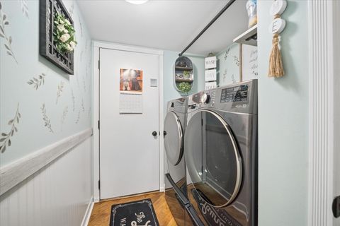 Tiny photo for 223 Shawnee Circle, Bartlett, IL 60103 (MLS # 12628394)