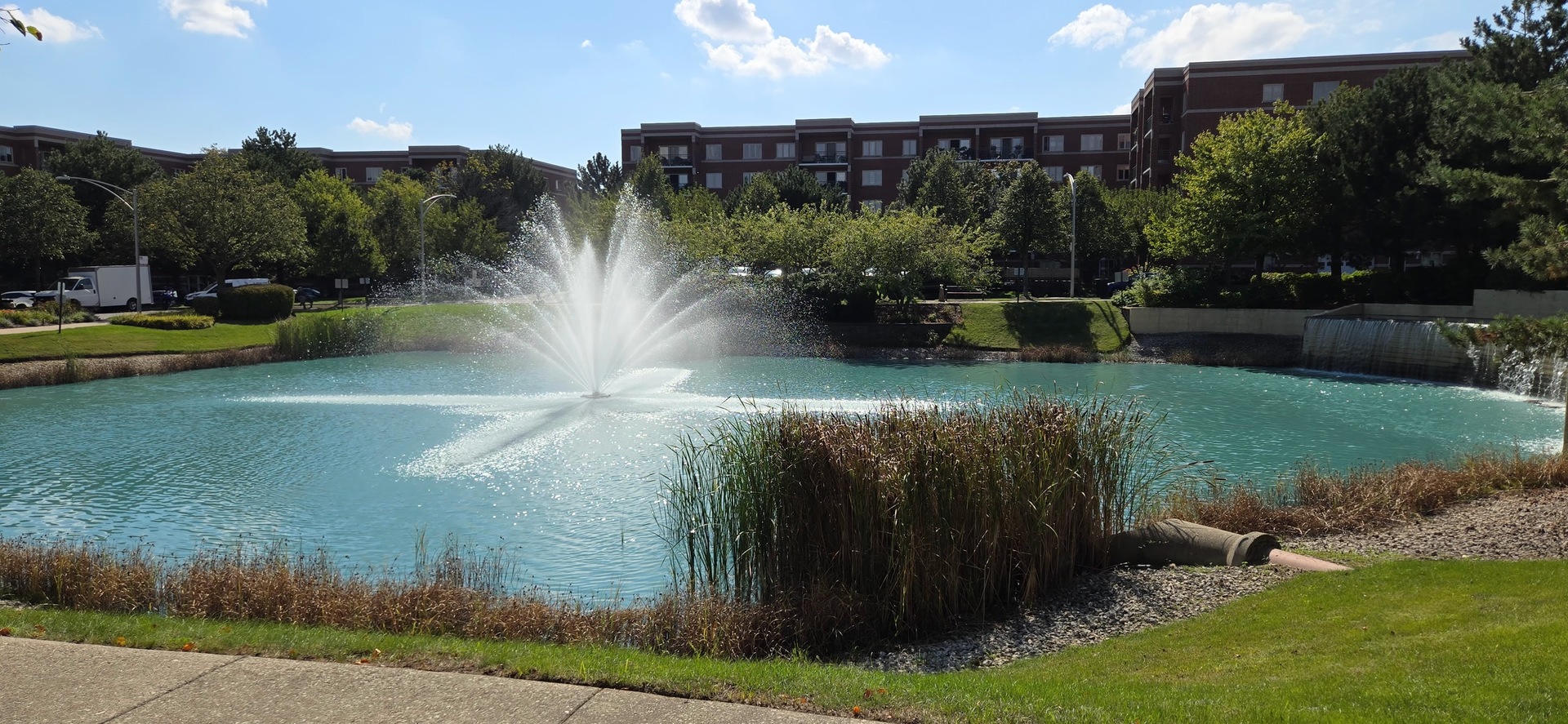 6430 W BERTEAU Avenue 203