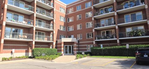 6430 W BERTEAU Avenue 203 Chicago IL 60634