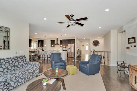 Tiny photo for 318 Arabian Circle, Willowbrook, IL 60527 (MLS # 12538436)