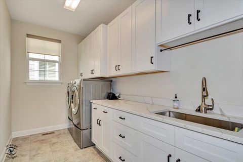 Tiny photo for 318 Arabian Circle, Willowbrook, IL 60527 (MLS # 12538436)