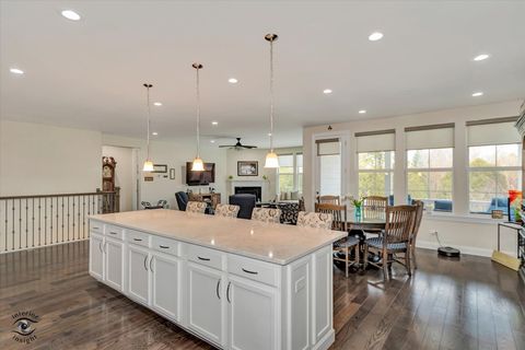 Tiny photo for 318 Arabian Circle, Willowbrook, IL 60527 (MLS # 12538436)