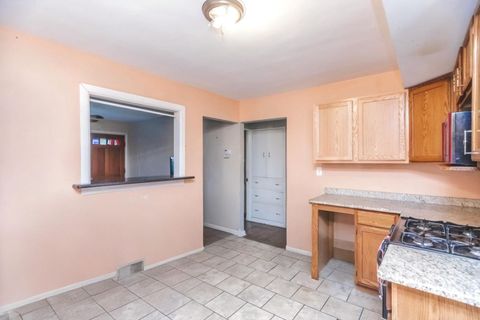 Tiny photo for 2202 E Washington Street, Joliet, IL 60433 (MLS # 12583447)