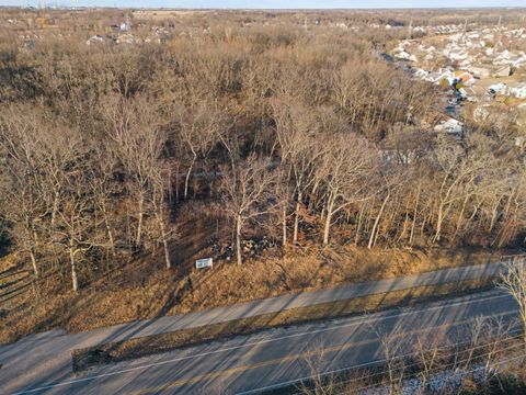 9015 E McEvilly Road Minooka IL 60447
