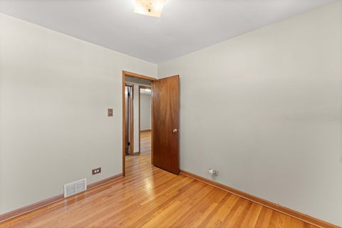 Tiny photo for 7717 W 81st Street, Bridgeview, IL 60455 (MLS # 12666306)