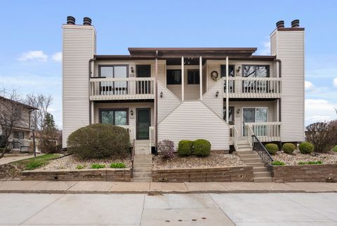 Photo of 5911 36th Ave Court #16, Moline, IL 61265 (MLS # 12606136)