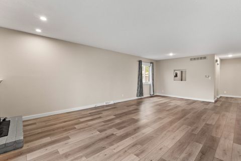 Tiny photo for 5911 36th Ave Court #16, Moline, IL 61265 (MLS # 12606136)