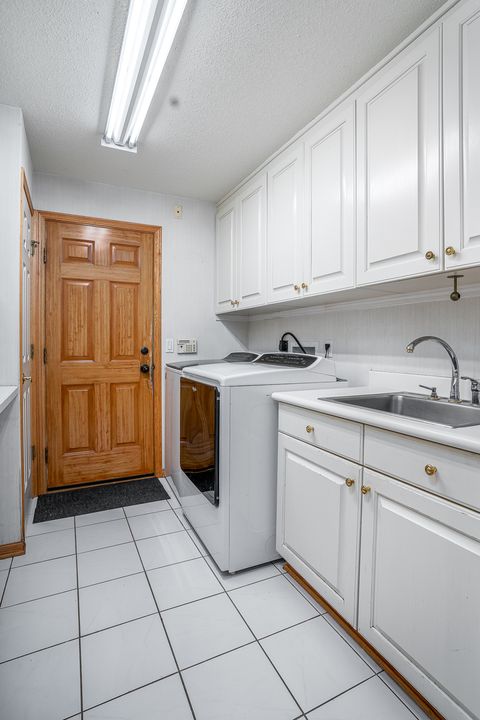 Tiny photo for 22 Wildwood Trail, Bettendorf, IA 52722 (MLS # 12601979)