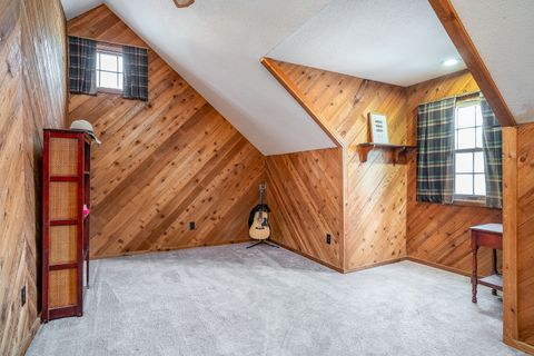 Tiny photo for 22 Wildwood Trail, Bettendorf, IA 52722 (MLS # 12601979)