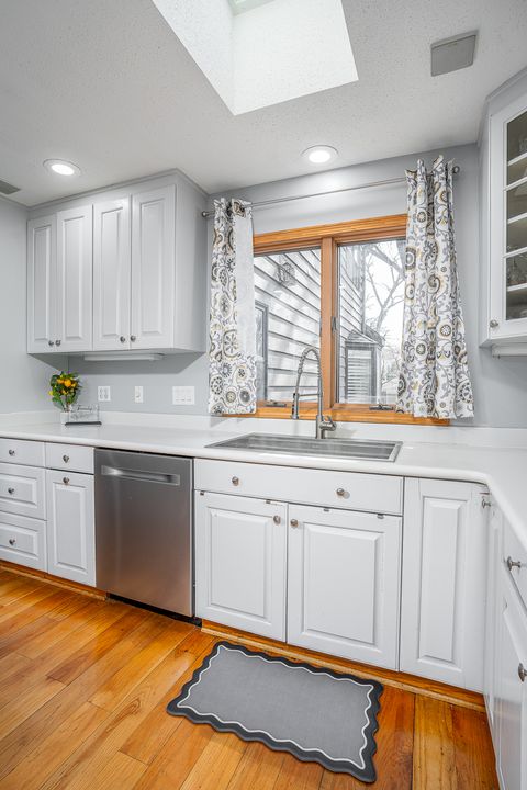 Tiny photo for 22 Wildwood Trail, Bettendorf, IA 52722 (MLS # 12601979)