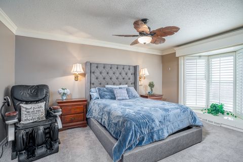 Tiny photo for 22 Wildwood Trail, Bettendorf, IA 52722 (MLS # 12601979)