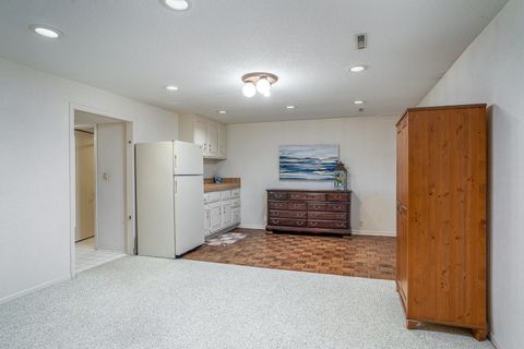 Tiny photo for 22 Wildwood Trail, Bettendorf, IA 52722 (MLS # 12601979)