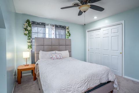 Tiny photo for 22 Wildwood Trail, Bettendorf, IA 52722 (MLS # 12601979)