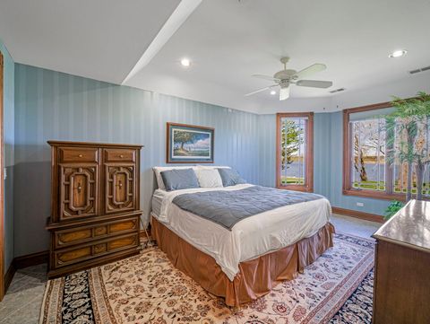 Tiny photo for 24092 W Old Oak Drive, Mundelein, IL 60060 (MLS # 12616631)