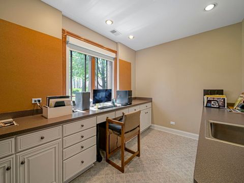 Tiny photo for 24092 W Old Oak Drive, Mundelein, IL 60060 (MLS # 12616631)