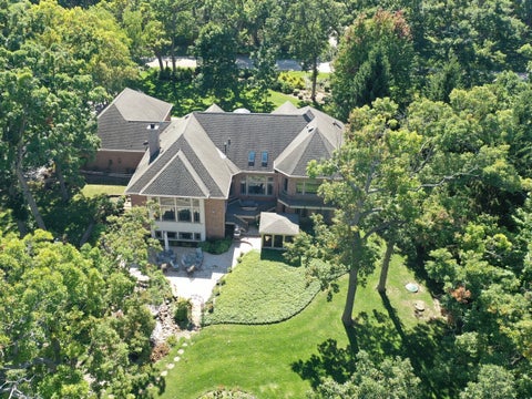 Tiny photo for 24092 W Old Oak Drive, Mundelein, IL 60060 (MLS # 12616631)