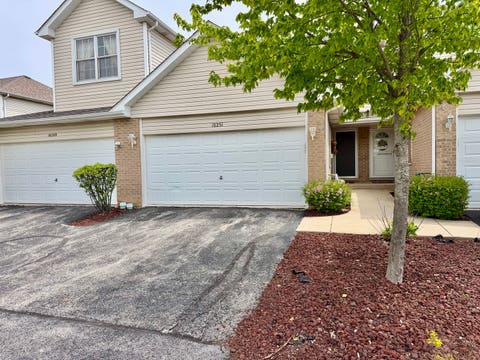Tiny photo for 18251 Kirby Drive #1, Tinley Park, IL 60487 (MLS # 12645546)