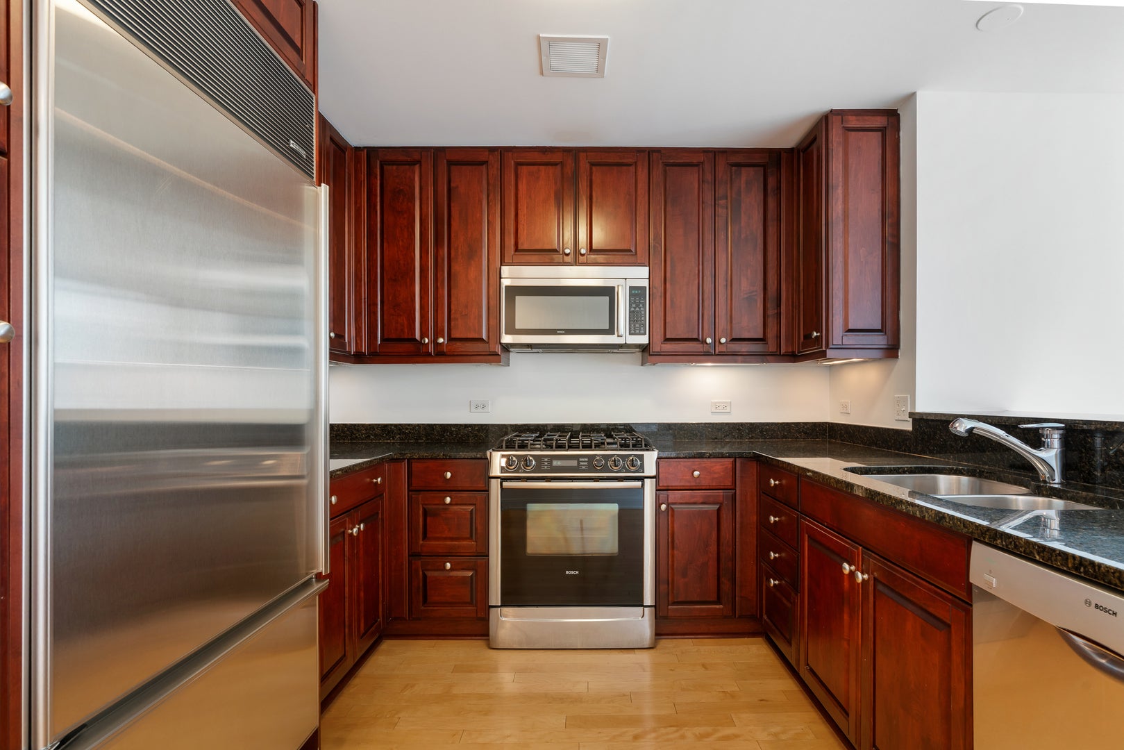 60 E MONROE Street 2504