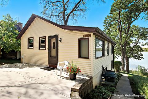 38390 N Munn Road Lake Villa IL 60046