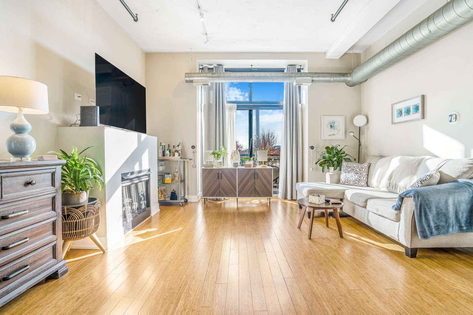 2024 S Wabash Avenue 304